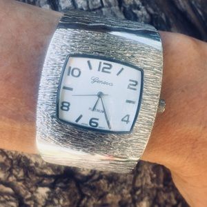 Silver Geneva Platinum chunky bracelet watch